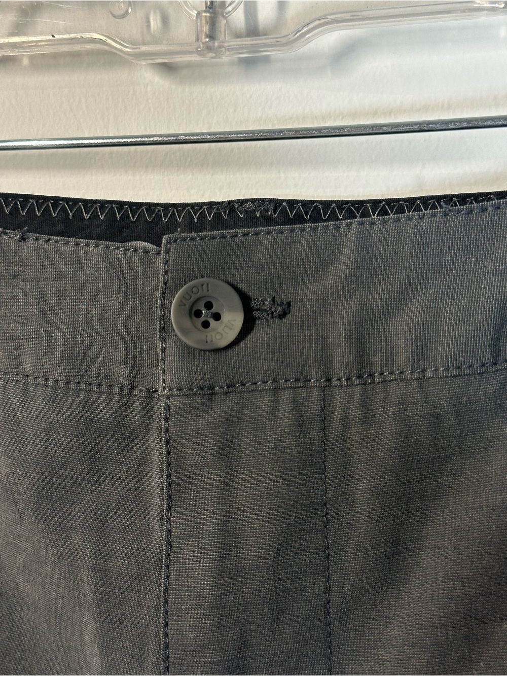 Vuori Meta Shorts Black Performance Shorts, Size 38 - Picture 3 of 6